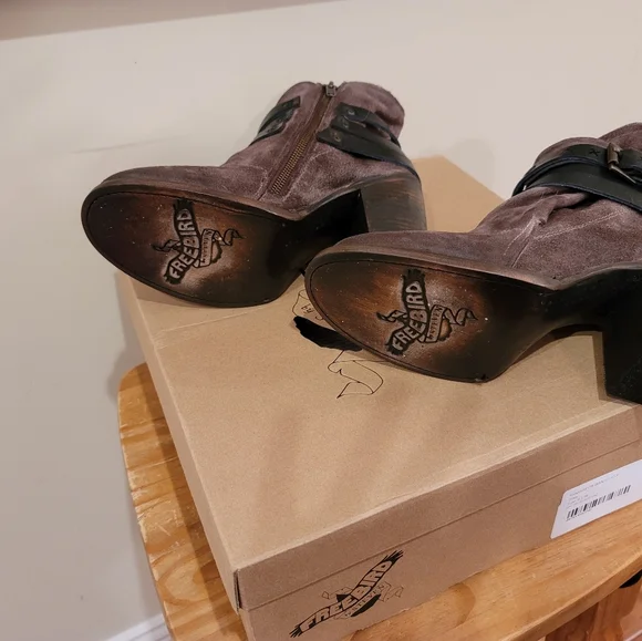 FREEBIRD Boots - Picture 3 of 7